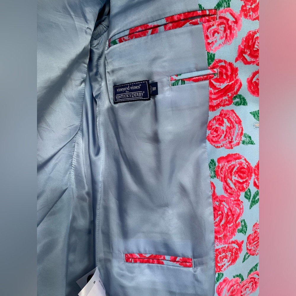 Vineyard Vines Kentucky Derby Rose Blazer Size 38R - Picture 3 of 10
